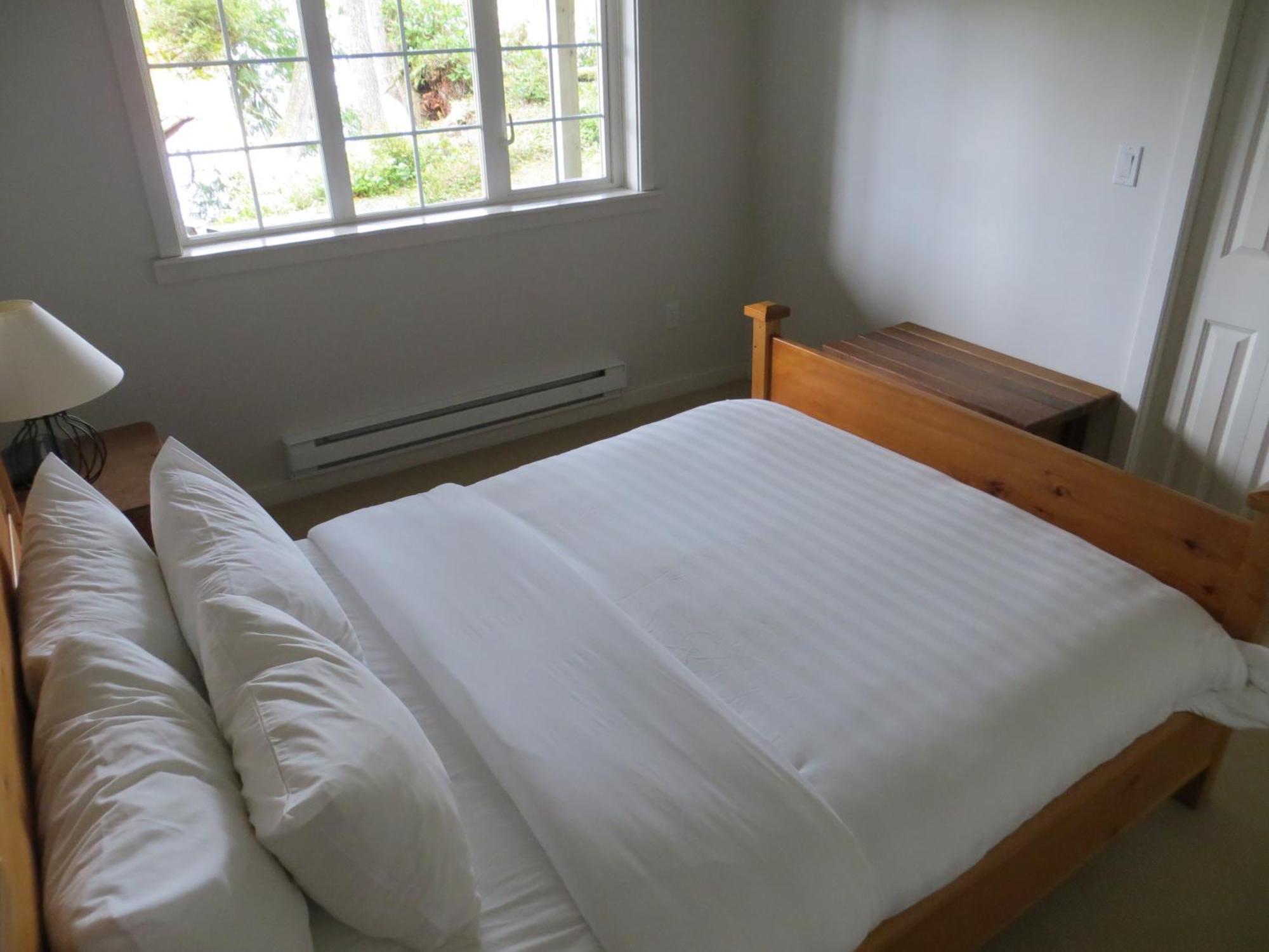 Waters Edge Shoreside Suites Ucluelet Quarto foto